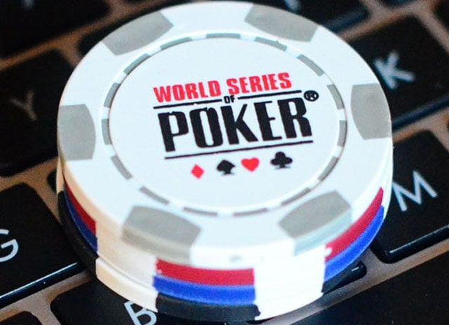 After a lot of back and fourth during the heads up battle, Robert Mizrachi wins WSOP bracelet and adds another great accomplishment to his poker resume