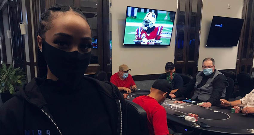 Facemasks in Prime Social Poker Room